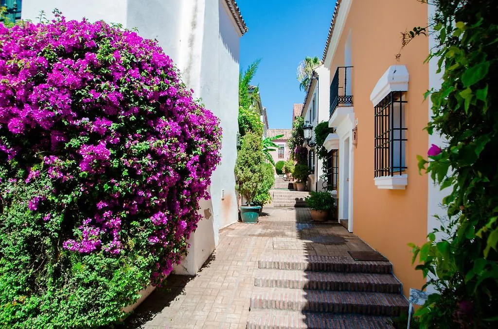 Villas At Pueblo Guadalmina Marbella